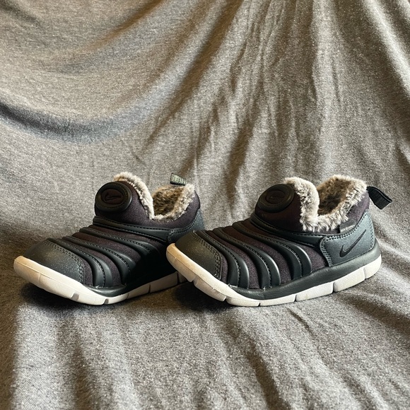 Nike - Dynamo Free - Toddler - Fur - Runner - Picture 3 of 4